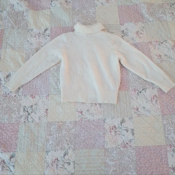 Venesha Vintage 80% Angora Rabbit Hair Fur Fuzzy Turtleneck Sweater Large 🎁🐇✨ - Picture 8 of 16